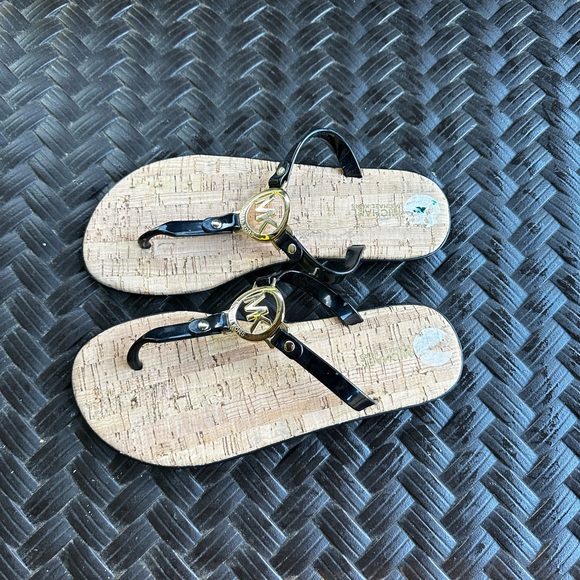 MICHAEL KORS SANDALS BLACK NWT SIZE 9 - Picture 2 of 6